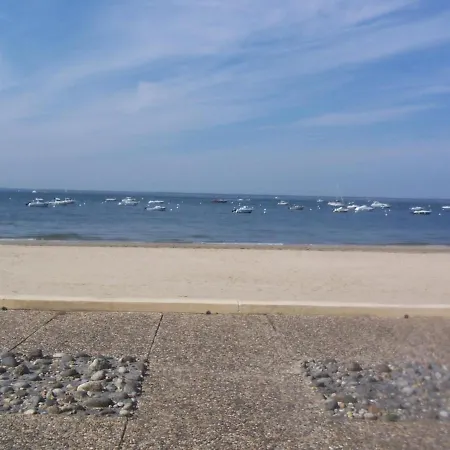 T2 Avec Terrasse Et Parking A - Fr-1-374-78 * Arcachon